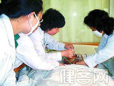 “醫(yī)患友(yǒu)好(hǎo)度”，像大(dà)衆點評網一(yī)樣點評醫(yī)院？